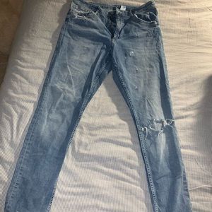woman’s jeans